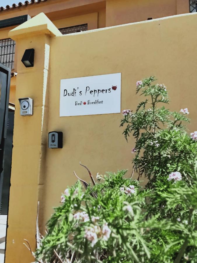 Dudi'S Peppers Bed & Breakfast Malaga Exterior photo